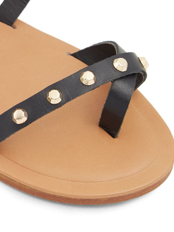 LEILA - סנדלי רצועות עם ניטים לנשים