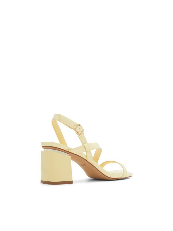 SHENNA - סנדלי עקב עם רצועות מוצלבות לנשים