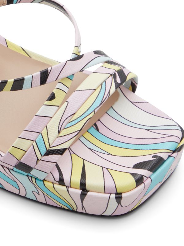 TAIA - סנדלי עם עקב צ’אנקי