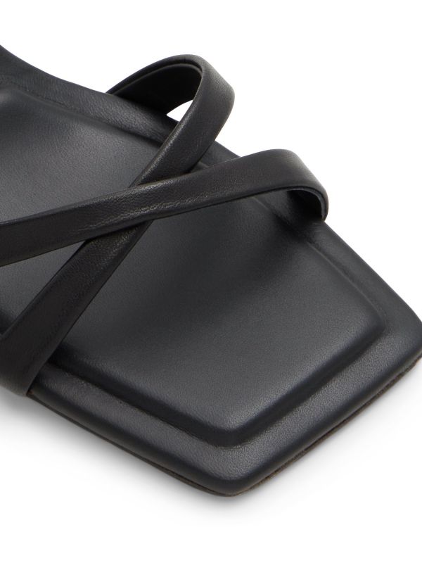 TULAH - סנדלי רצועות עם עקב שרשרת לנשים