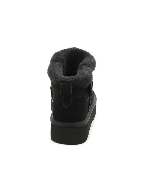 מגפוני נשים עם ריפוד פרווה