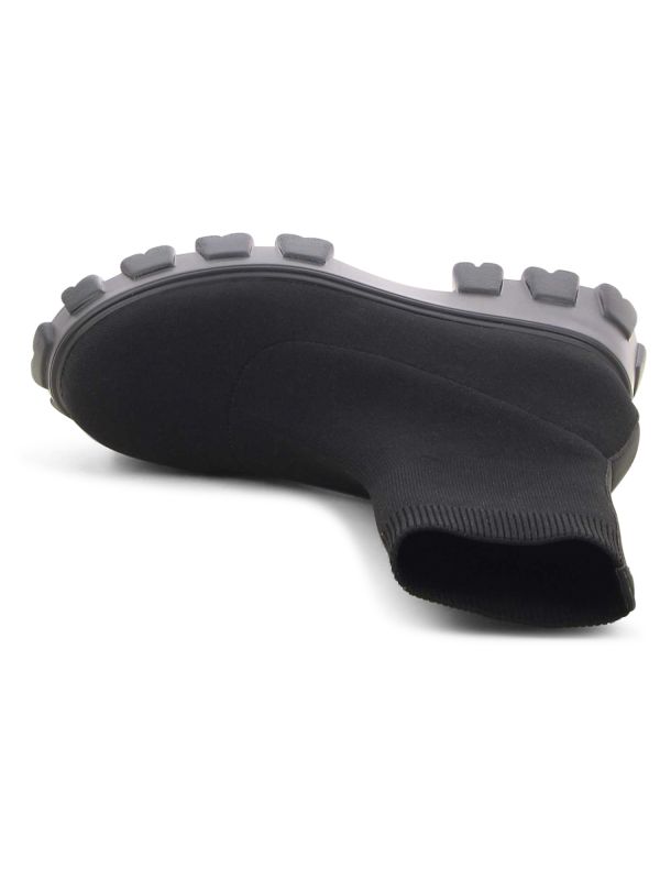 מגפוני גרב לנשים עם סוליית טרקטור