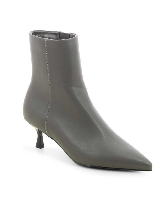 מגפוני עקב עם שפיץ לנשים