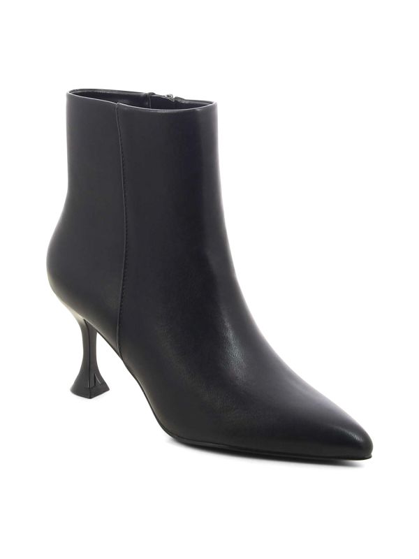 מגפוני עקב עם שפיץ לנשים