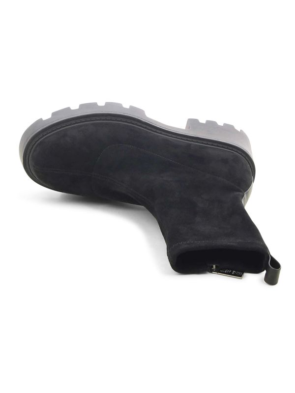 מגפוני גרב לנשים עם סוליית טרקטור