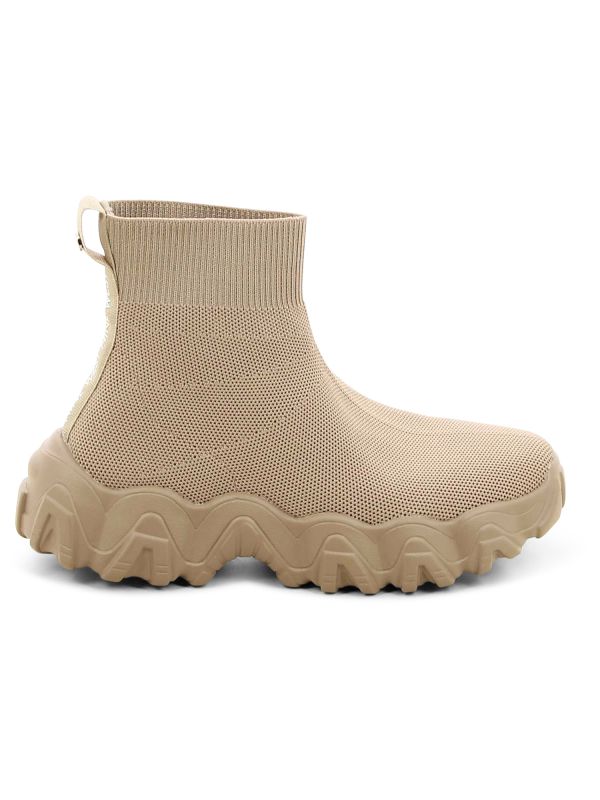 מגפוני גרב לנשים עם סוליית טרקטור