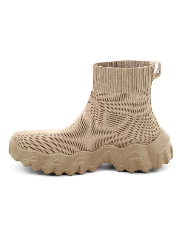 מגפוני גרב לנשים עם סוליית טרקטור