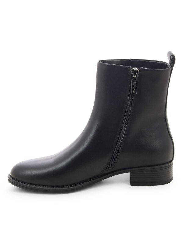 מגפונים קלאסיים באפור לנשים