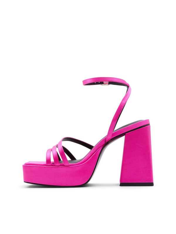 LANDABRIVER - סנדלי עקב גבוהים עם הגבהה