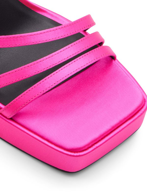 LANDABRIVER - סנדלי עקב גבוהים עם הגבהה