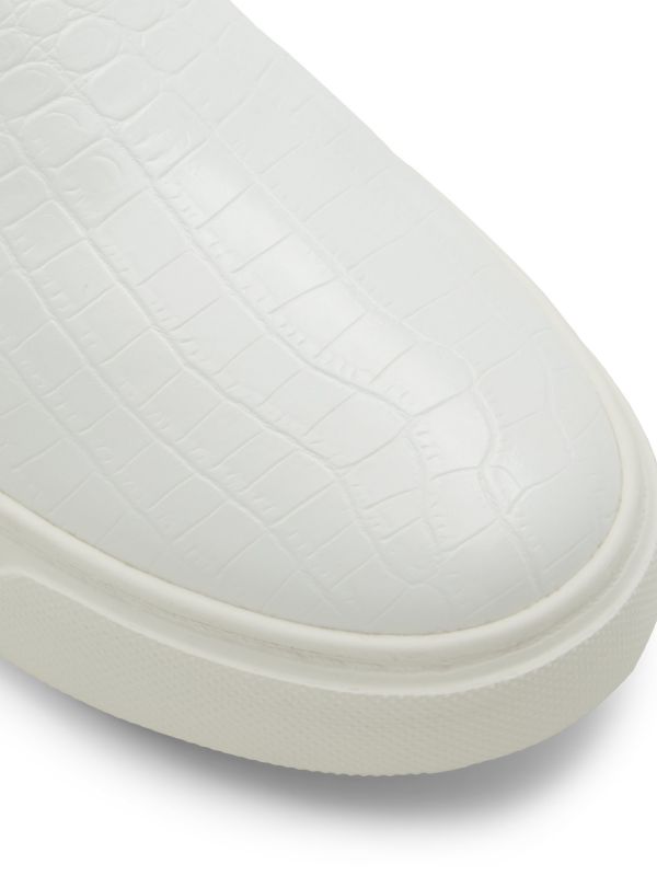 POUNCEER - נעלי סליפ עם סוליה עבה לנשים