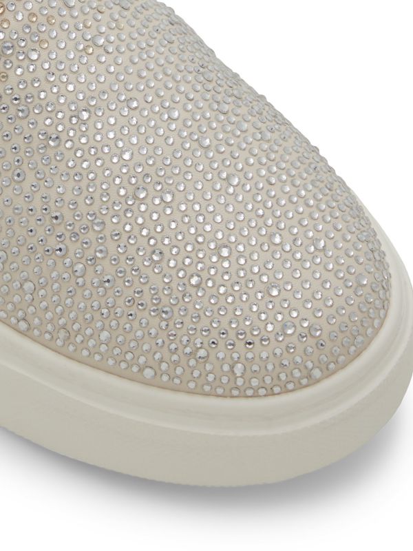 POUNCEER - נעלי סליפ עם סוליה עבה לנשים