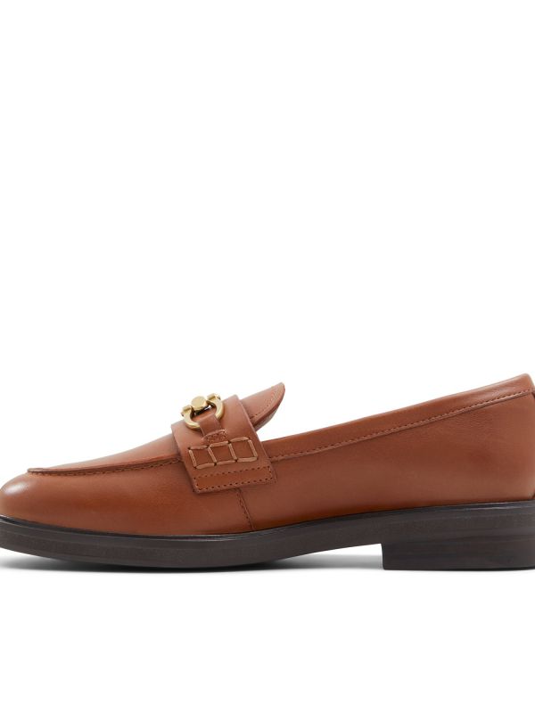 BISSOM - נעלי לואפרס מעור עם אבזם לנשים