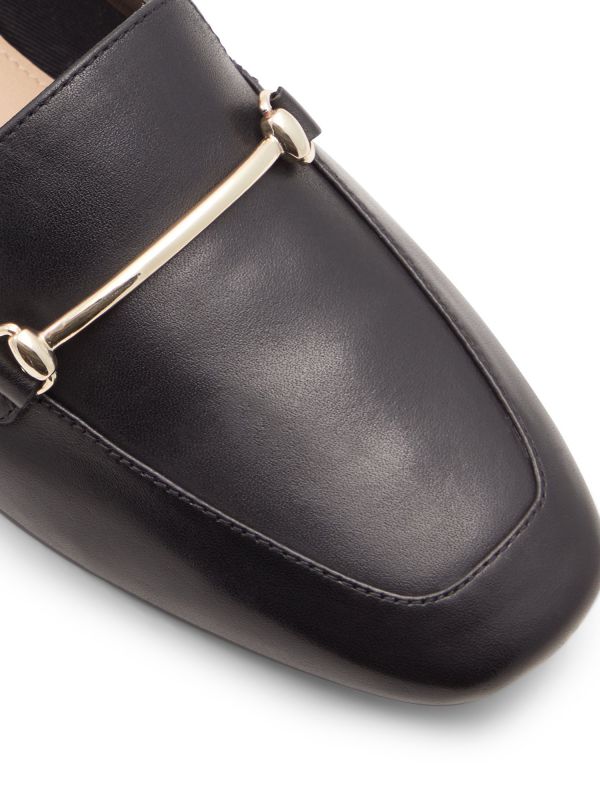 HARRIOT - נעלי לואפרס מעור עם אבזם לנשים