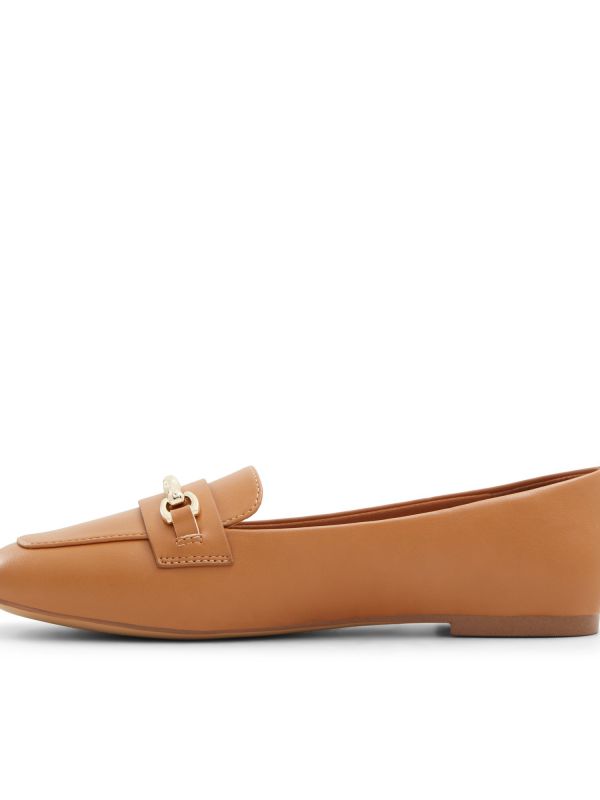 נעלי לואפרס עם אבזם לנשים