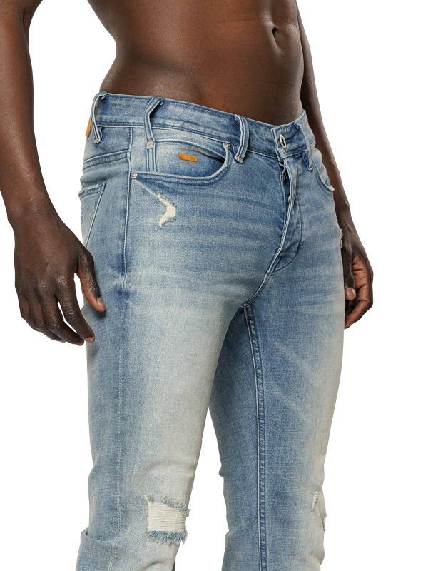 מכנסי ג’ינס MARTIN כחול בהיר עם קרעים לגברים