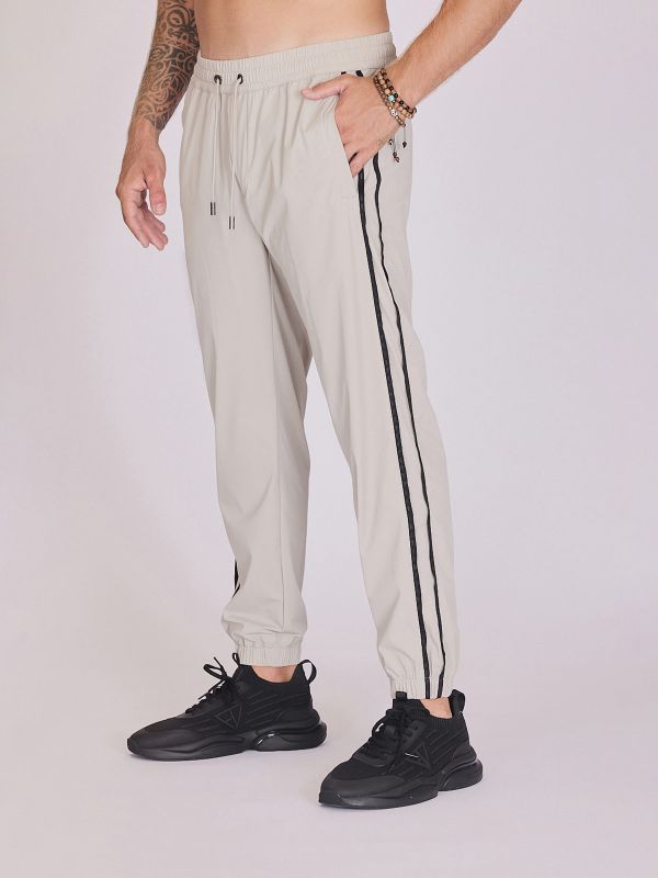 מכנסי טרנינג עם פסים לגברים