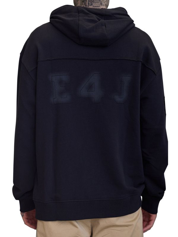 קפוצ’ון ELEVEN לגברים בסטייל נקי עם כיתוב אחורי