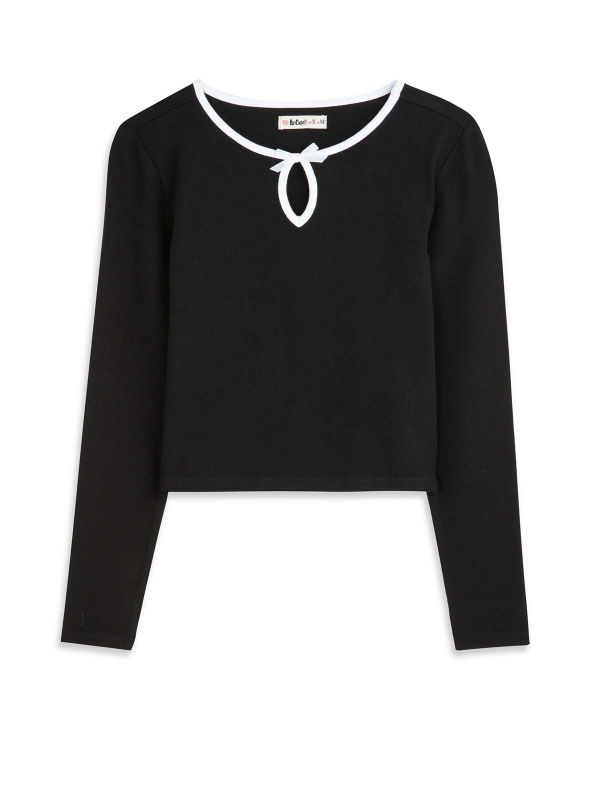 טי ארוך עם צווארון בנות