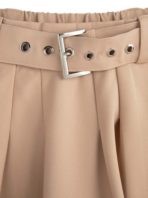 חצאית מיני שחורה עם חגורה בנות