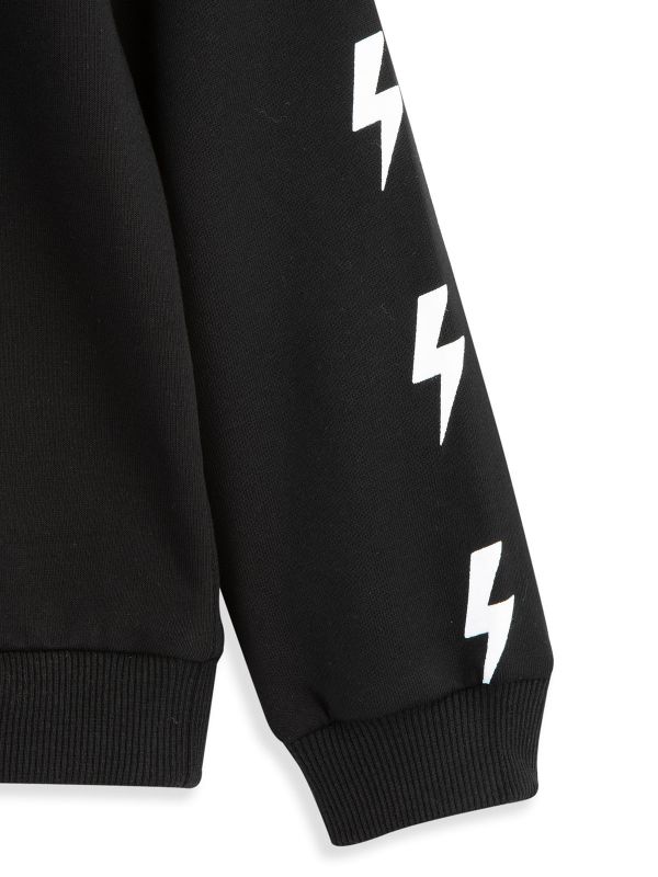 סווטשירט עם הדפס בשרוולים בנות