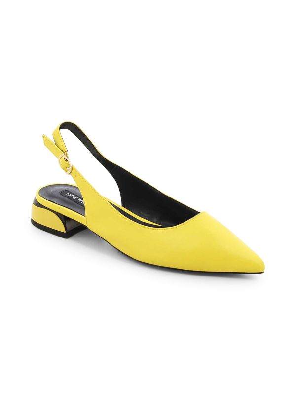 נעלי סירה עם עקב נמוך לנשים