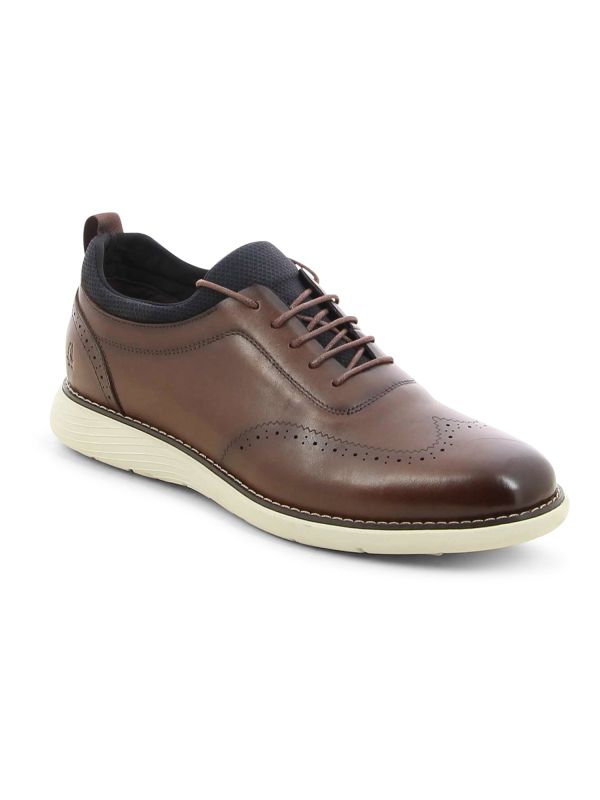 נעליים אלגנטיות בדוגמא מחוררת לגברים HUSH PUPPIES