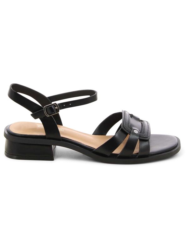 סנדלי רצועות מוצלבות עם עקב נמוך לנשים