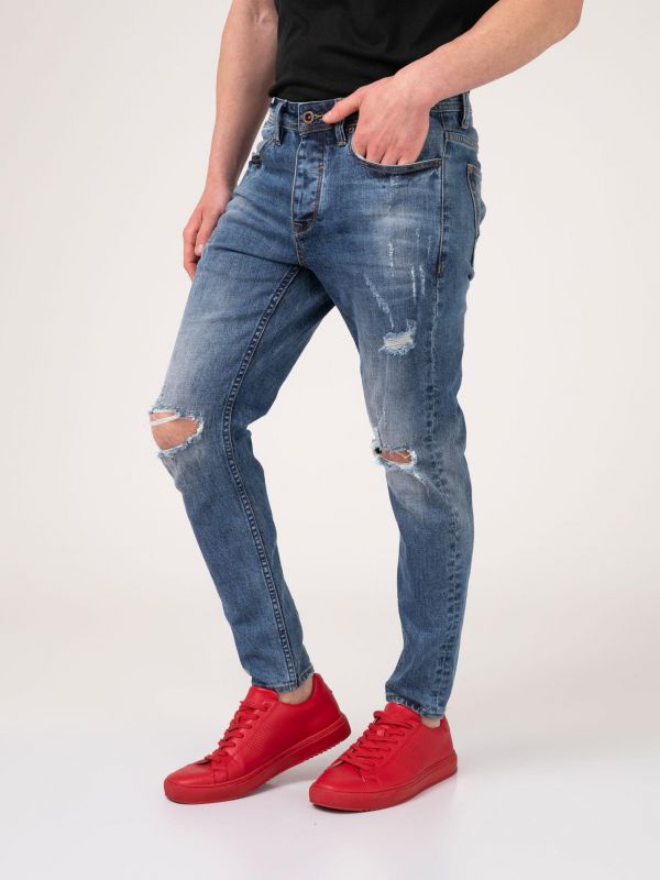 מכנסי ג’ינס עם קרעים לגברים